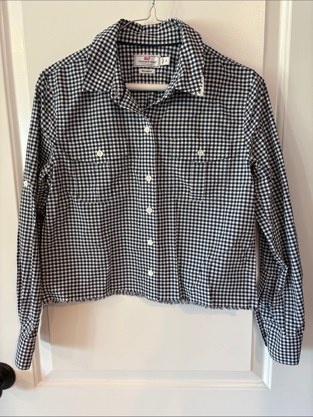 Vineyard Vines Navy/White Gingham Cropped Button-Up w/ Raw Hem - size 2